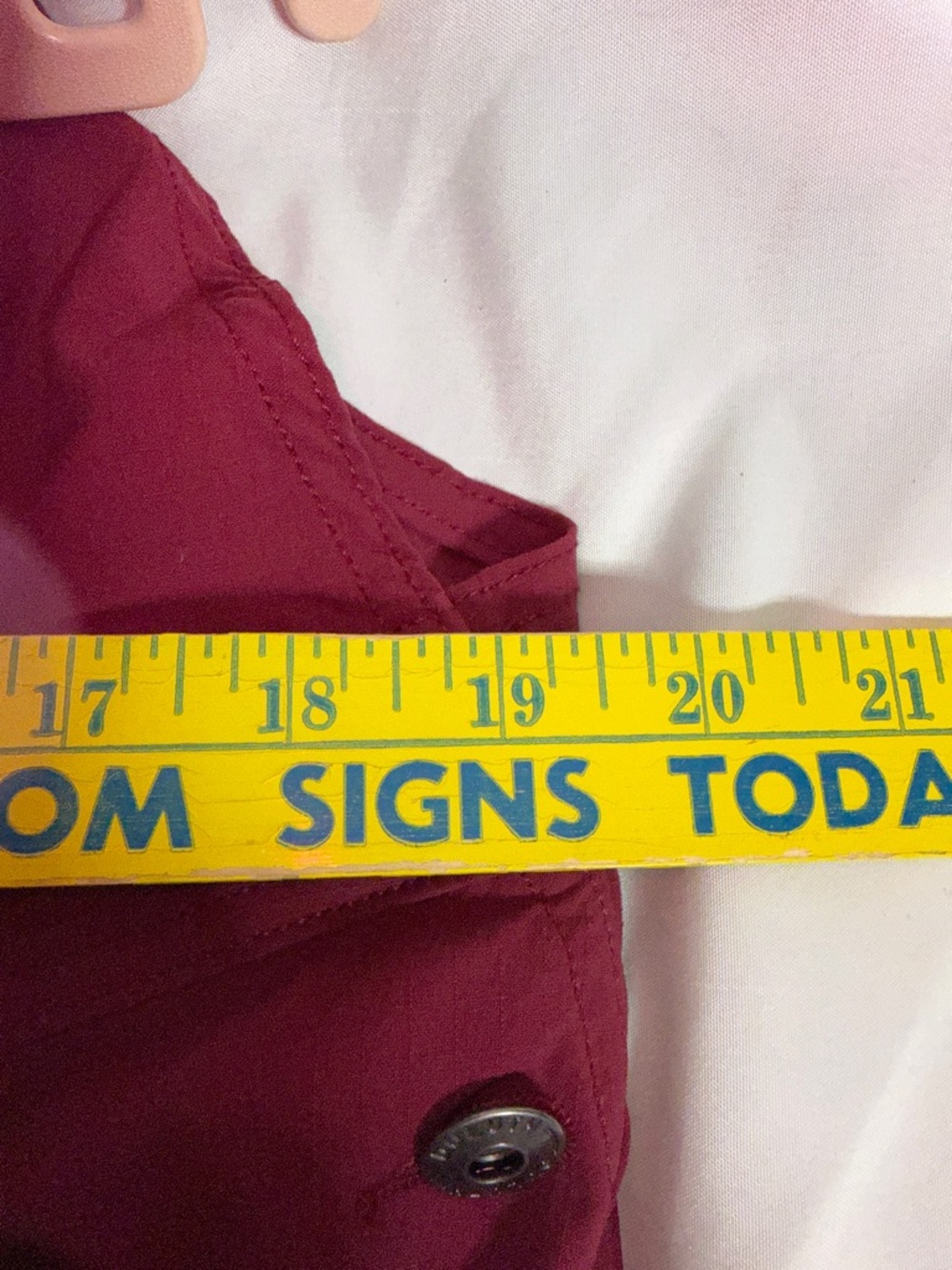 Duluth Trading Co Wine heirloom gardening Short Overalls - Picture 11 of 15